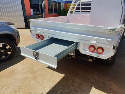 drawer 2 400x300 1